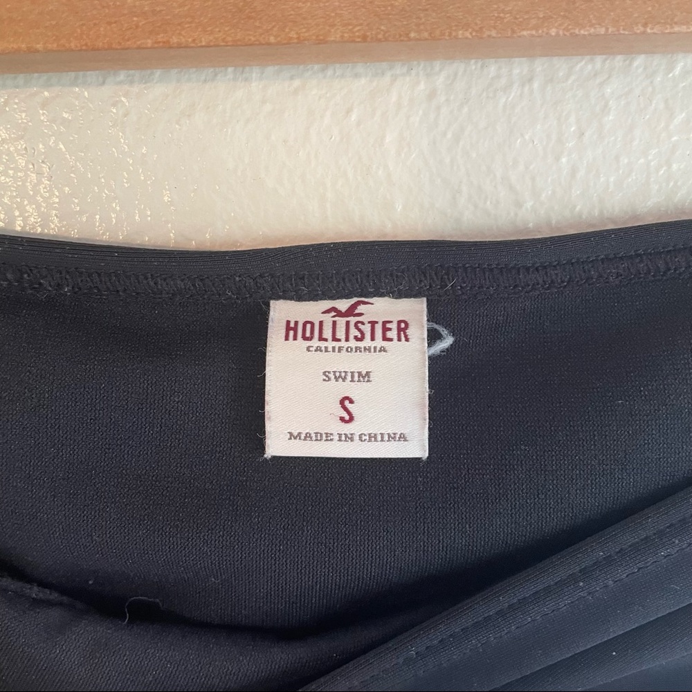 SWIM BUNDLE - 3 bikini bottoms and 1 top - Hollister and Aerie - All Size Small - Picture 14 of 16
